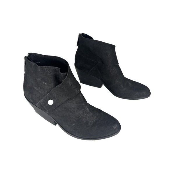 Eileen Fisher Tag Wrap-Snap Leather Booties Black Size 8 Block Heel Ankle Spot - Picture 1 of 11